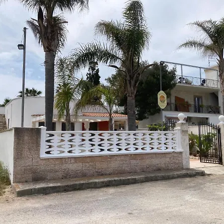 B&B Angel Bay 3*